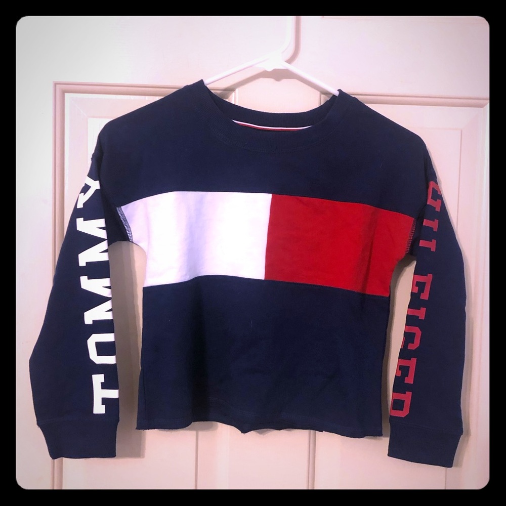 Tommy Hilfger long sleeve low cropped shirt